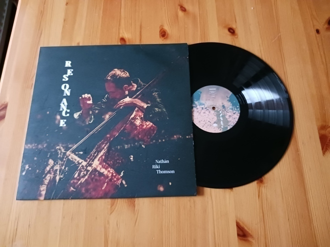 Nathan Riki Thomson – Resonance lp Experimental, Minimal, S