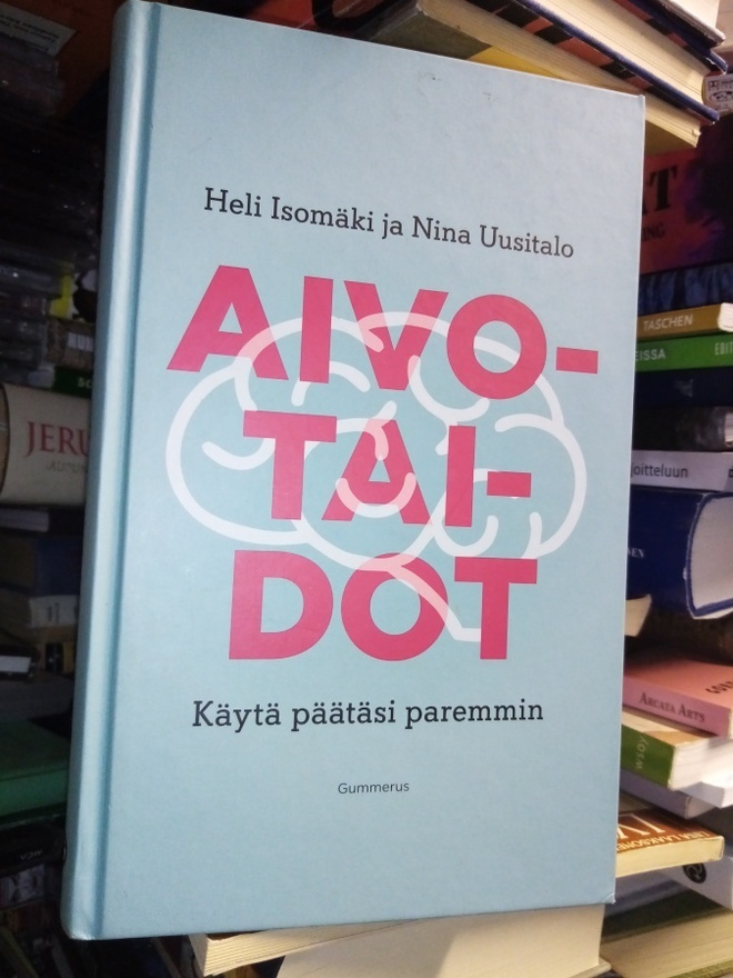 ISOMÄKI -  UUSITALO : AIVOTAIDOT ( SIS POSTIKULU)