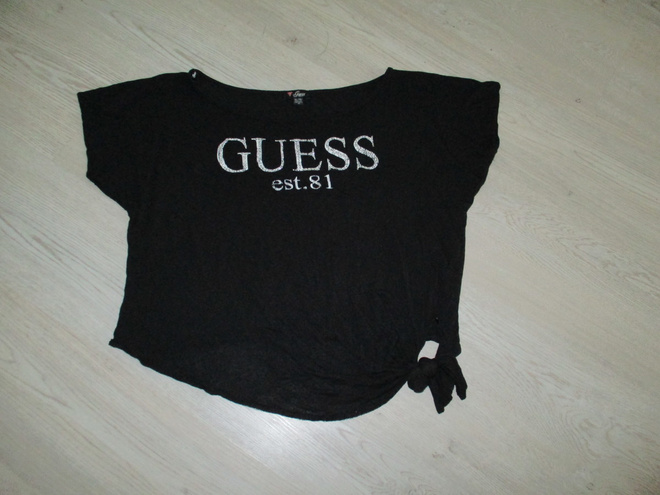 GUESS MUSTA LYHYT T.PAITA KOKO:XL