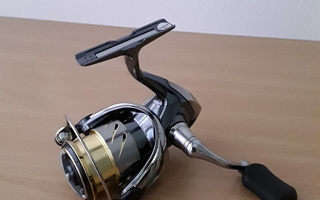 Shimano Stella 14 C2000S heittokalastuskela