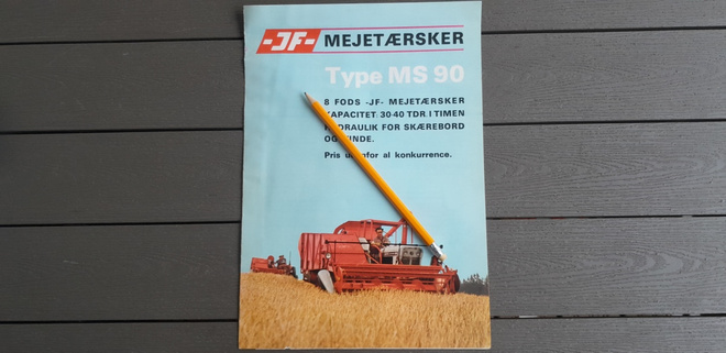JF Traktorivetoisen Puimurin Esite 1968