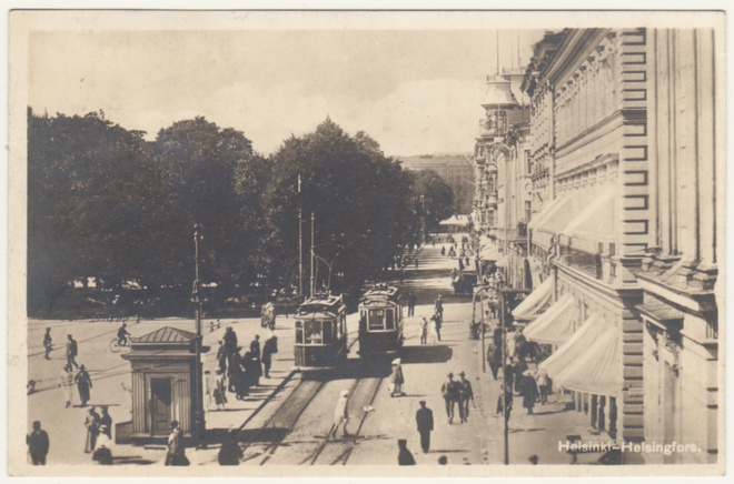 Helsinki katunäkymä raitiovaunuja yms 1927