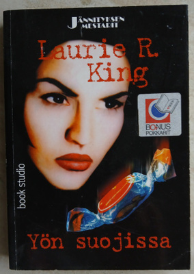Laurie R.King Yön suojissa