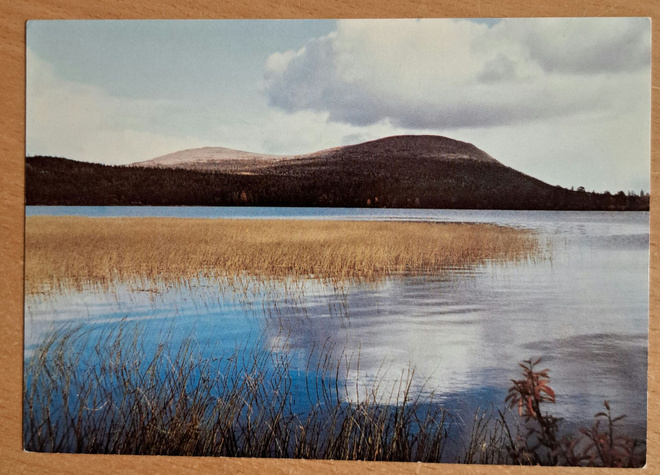 Äkäslompolo, Lappi, tunturi, järvi, kulkenut käsipostissa