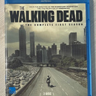WALKING DEAD: Kausi 1 (2010) uusi ja muoveissa - pikkukuva 1