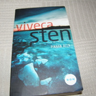 Viveca Sten Pinnan alla -pok - pikkukuva 1