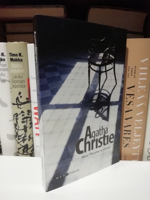 Agatha Christie - Neiti Marplea ei petetä - Uusi