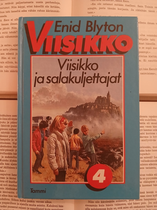 Enid Blyton - Viisikko ja salakuljettajat (sid.)