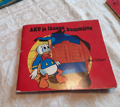 Disney Minni-kirjat 43; "Aku ja lännen kummitus"