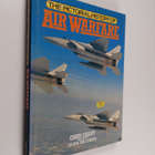 Christopher Chant : The Pictorial History of Air Warfare - pikkukuva 1