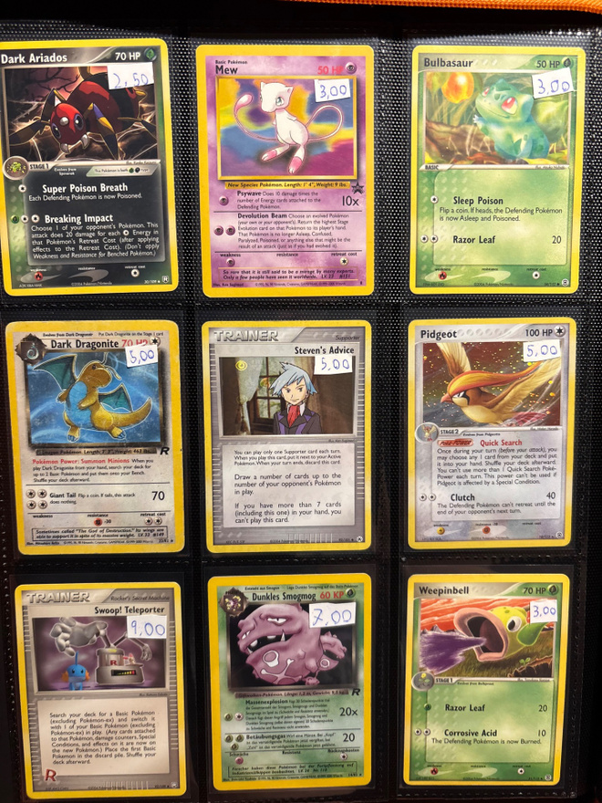 Myynnissä Pokemon kortteja