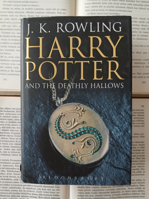 J.K. Rowling - Harry Potter and the Deathly Hallows (hardc.)