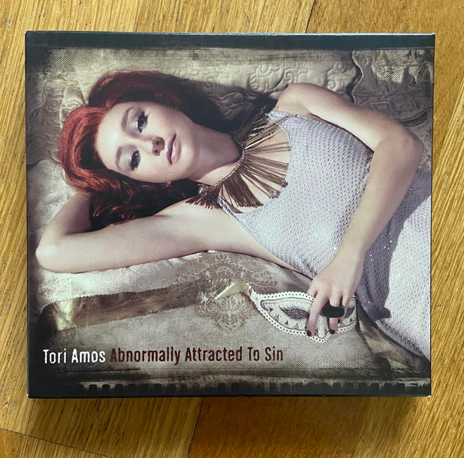 Tori Amos - Abnormally Attracted to Sin CD + DVD