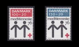 Tanska 615-6 ** Punainen Risti 100v (1976)