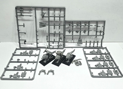 WHFB - 3kpl Goblin Wolf Riders [F102]
