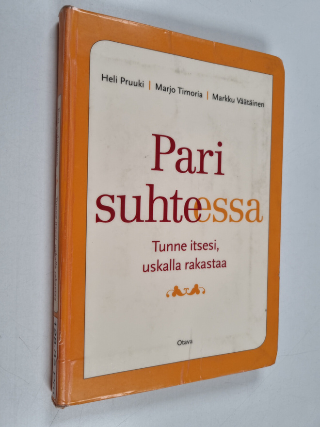 Heli Pruuki ym. : Pari suhteessa : tunne itsesi, uskalla ...