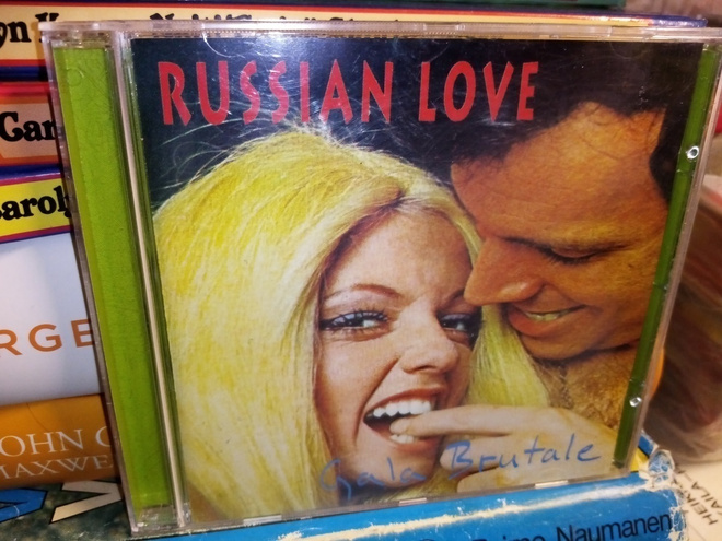 CD RUSSIAN LOVE  :  GALA BRUTALE ( SIS POSTIKULU  )