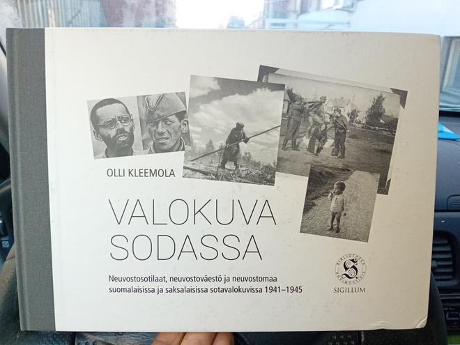 Kleemola : Valokuva sodassa ( SIS POSTIKULU  )