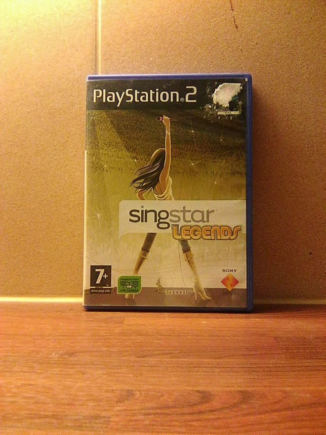 PS 2: SINGSTAR LEGENDS (CIB) PAL