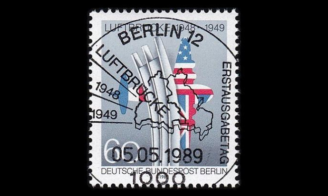 Berlin 842 o Berliinin saarron päättymisestä 40v EPL (198