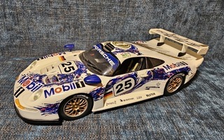 PORSCHE 911 GT1 TEAM PORSCHE AG MOBIL1 N25 24h LE MANS 1997.