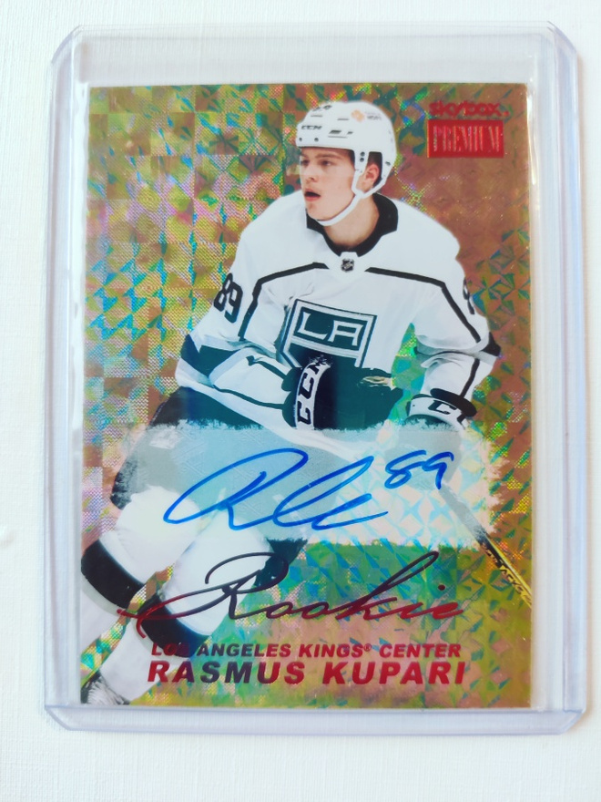 Rasmus Kupari - 21-22 SkyBox Premium Rookie AU