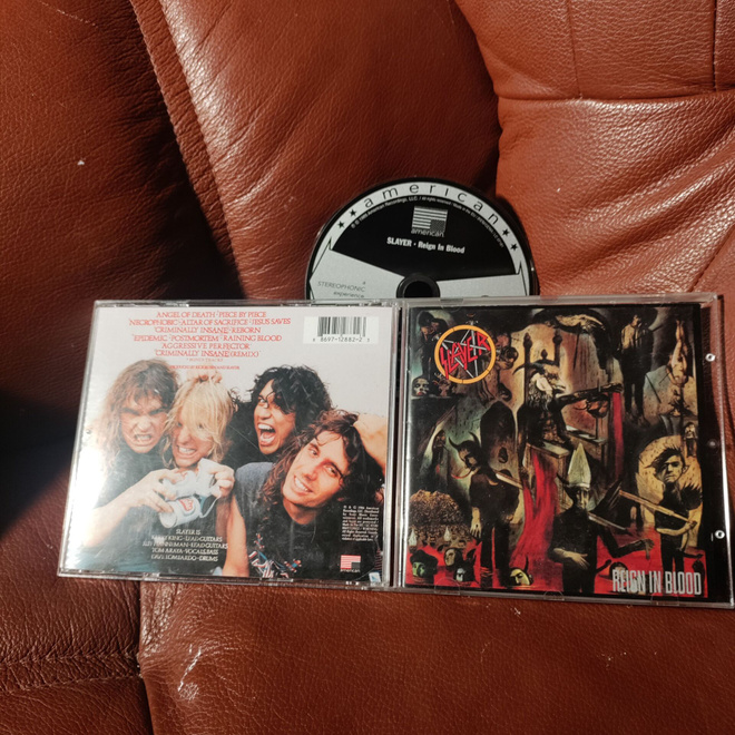 SLAYER -reign in blood CD.