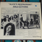 ARLO GUTHRIE ~ Alice's Restaurant ~ LP  Oriiginal Soundtrack - pikkukuva 2