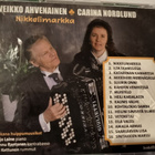 VEIKKO AHVENAINEN&CARINA NORDLUND-NIKKELIMARKKA-CD,ACCORDIA - pikkukuva 2