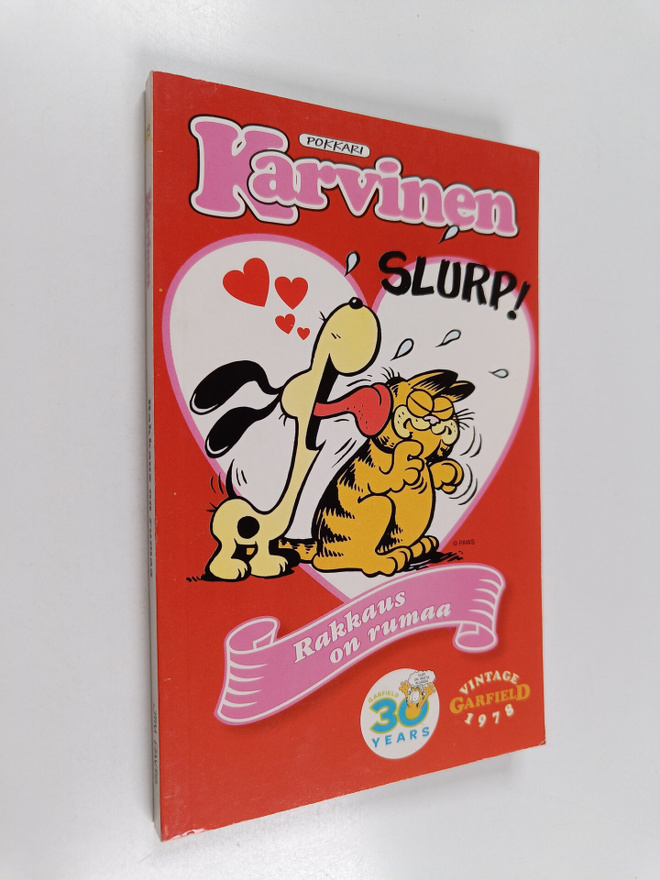 Jim Davis : Karvinen : rakkaus on rumaa
