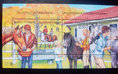 1990 Nuorten Harrastuksia - ratsastus ** ( LaPe BL6 )