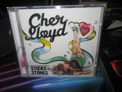 CHER LLOYD - STICKS + STONES CD