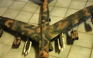 POMMIKONE B-52