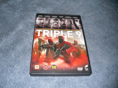 TRIPLE 9 (Woody Harrelson)***
