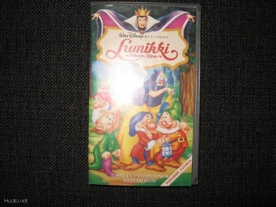 Walt Disney Klassikot:Lumikki:Video/VHS