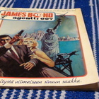 JAMES BOND - VUOSIALBUMI 1985 - pikkukuva 1