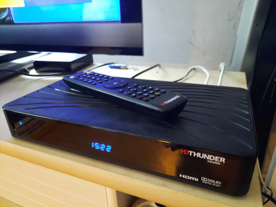 HDThunder HD4500V2 tallentava HD digiboksi DVB-T2, DVB-C HD