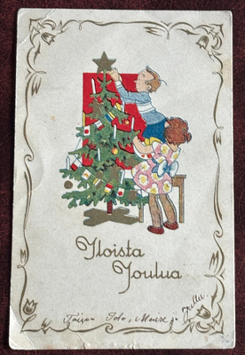 Joulu, lapset koristelevat kuusta, kulkenut