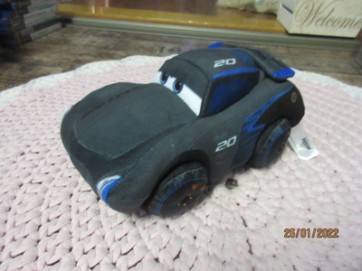 Disney Cars 3 Jackson Storm pehmolelu 25 cm.