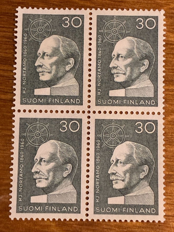 NJ.NORTAMON SYNTYMÄSTÄ 100 VUOTTA NELIÖ**