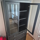 IKEA HEMNES vitriinikaappi, mustanruskea - pikkukuva 2