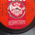 Hurriganes single Hey Hey Hey Iso-britannia - pikkukuva 2
