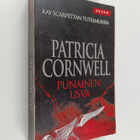 Patricia Cornwell : Punainen usva : Kay Scarpettan tutkim... - pikkukuva 1