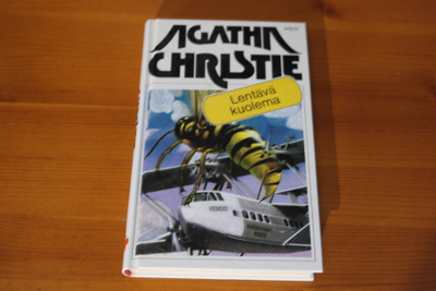 Agatha Christie:Lentävä kuolema.Sid.