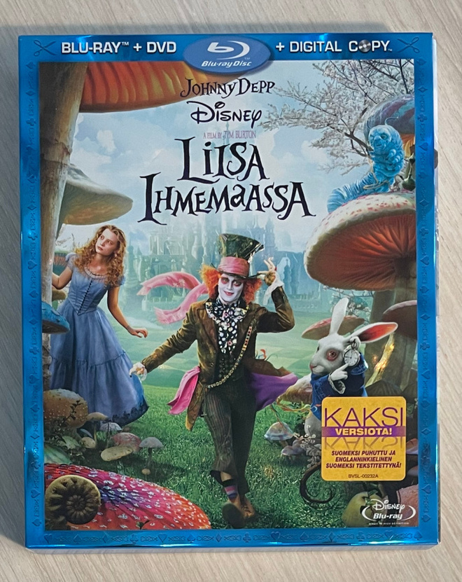 Tim Burton: LIISA IHMEMAASSA (2010) Erikoisjulkaisu