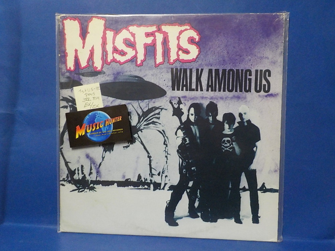 MISFITS - WALK AMONG US U.S. -82 PRESS EX/EX LP 2ND PRESS