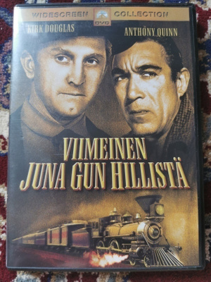 Viimeinen juna Gun Hillistä Kirk Douglas Anthony Quinn