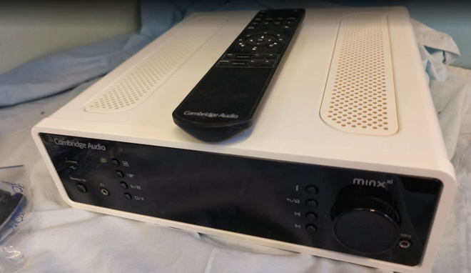 vahvistin Cambridge Audio Minx XI