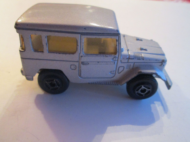 PIKKUAUTO MAJORETTE TOYOTA MADE IN FRANCE N:o 277 1/53