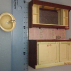 Lundby nukkekoti vanha kylpyhuonekaapisto - pikkukuva 3